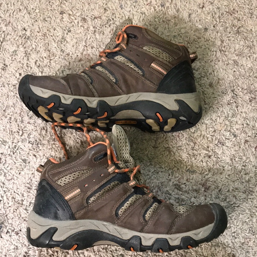 Keen hiking boots